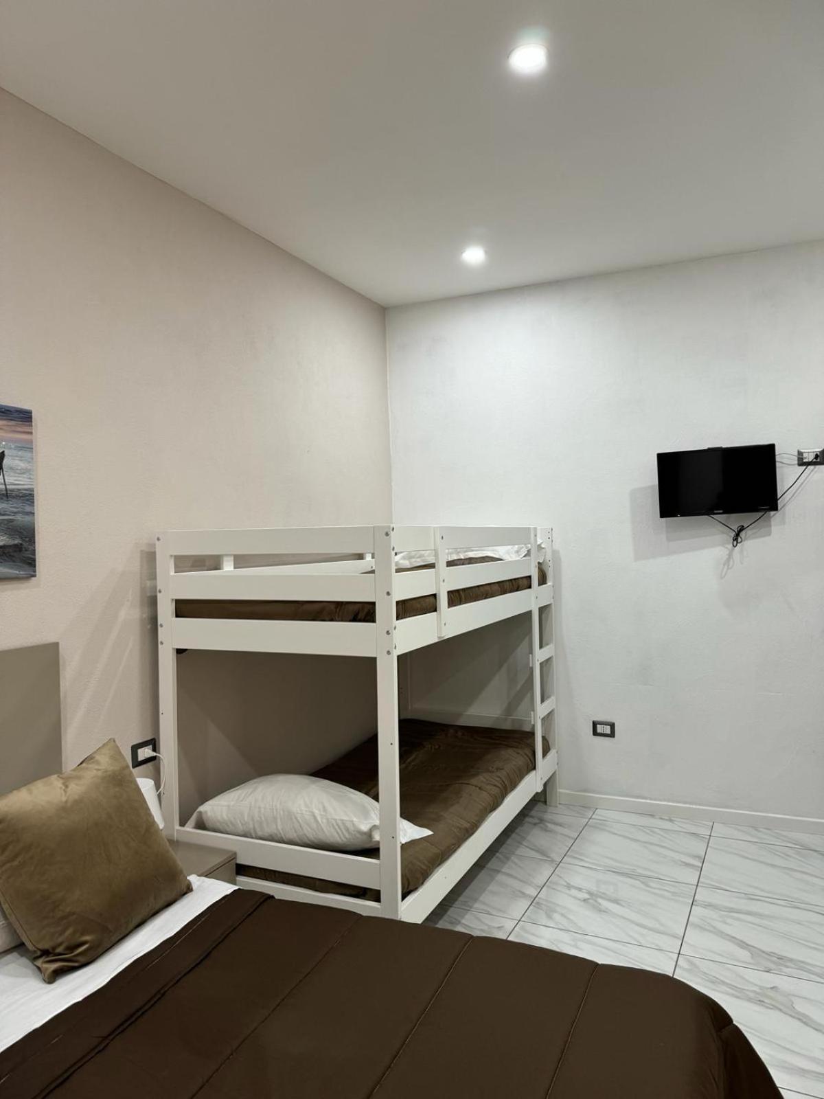 Toledo Terminal Center Apartment Napoli Ngoại thất bức ảnh