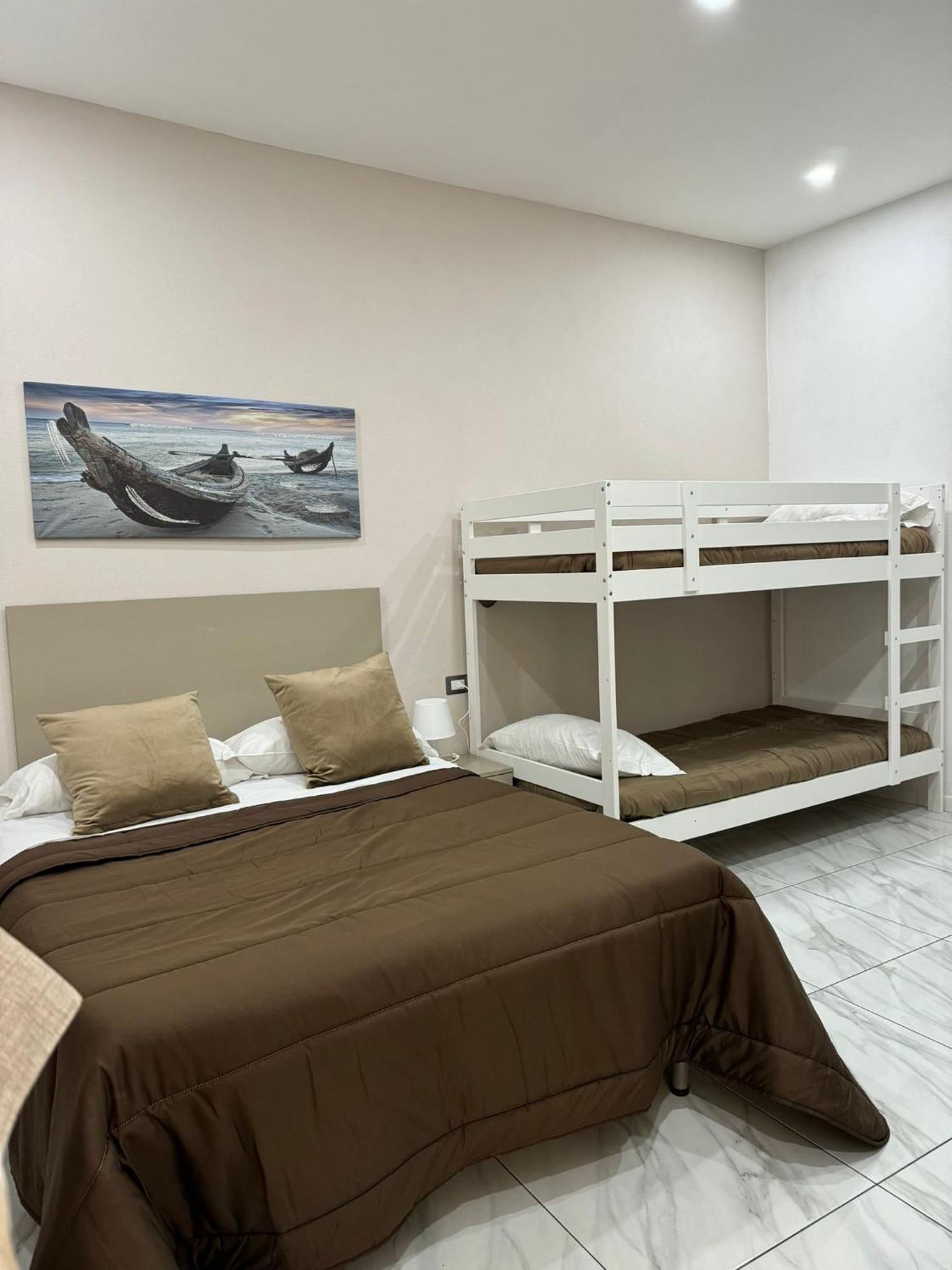 Toledo Terminal Center Apartment Napoli Ngoại thất bức ảnh